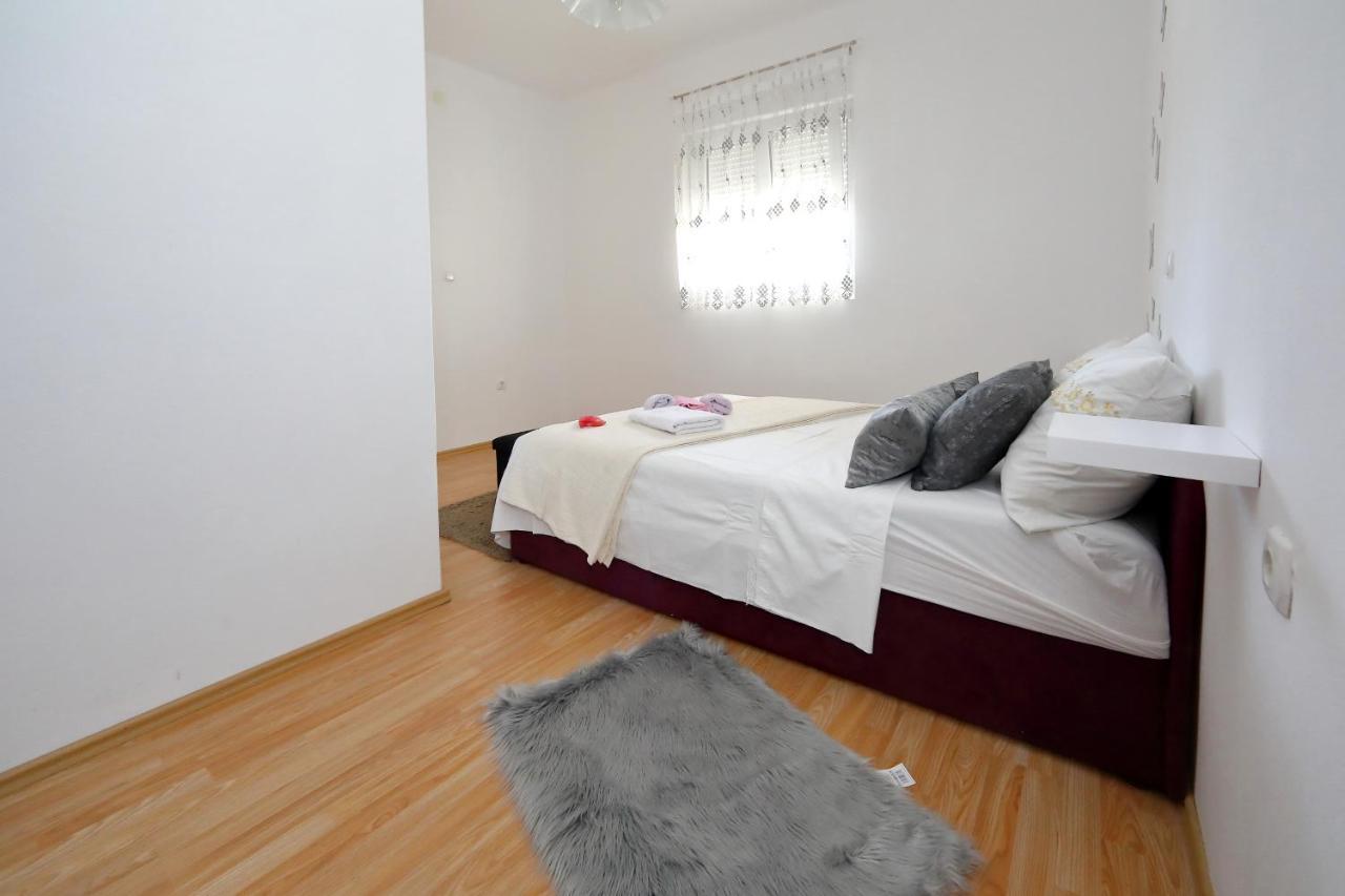 Apartments Ivana ביבינייה מראה חיצוני תמונה