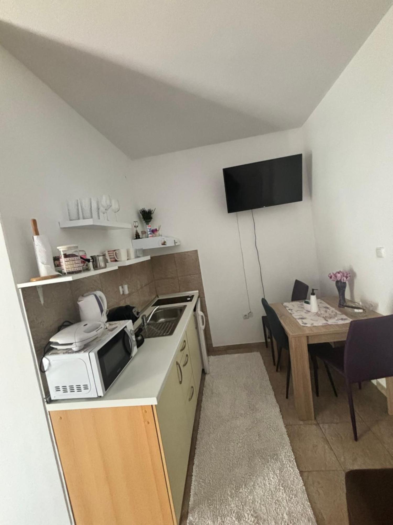 Apartments Ivana ביבינייה מראה חיצוני תמונה